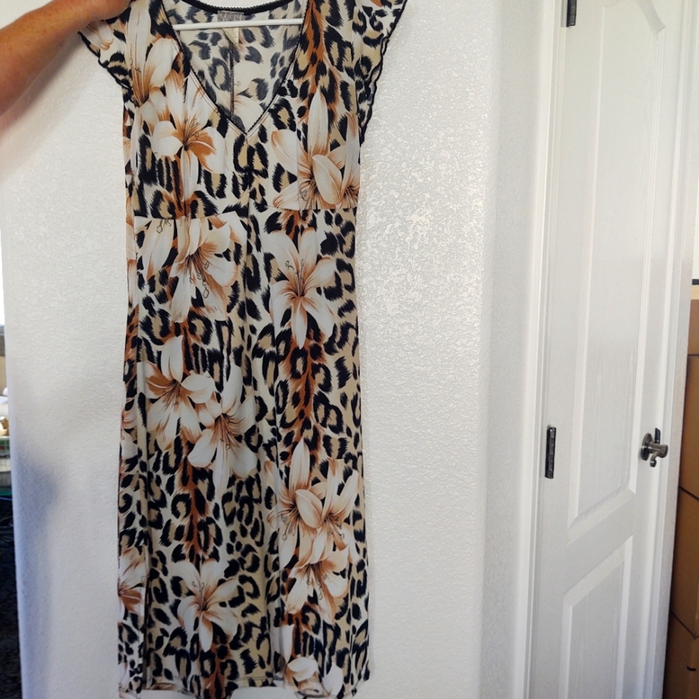 Janette dress with flutter sleeves size medium
